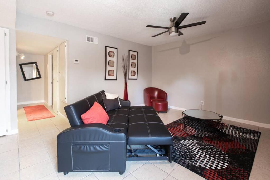 Urban 2Br Apartment In The Heart Of The Heights Houston Eksteriør bilde